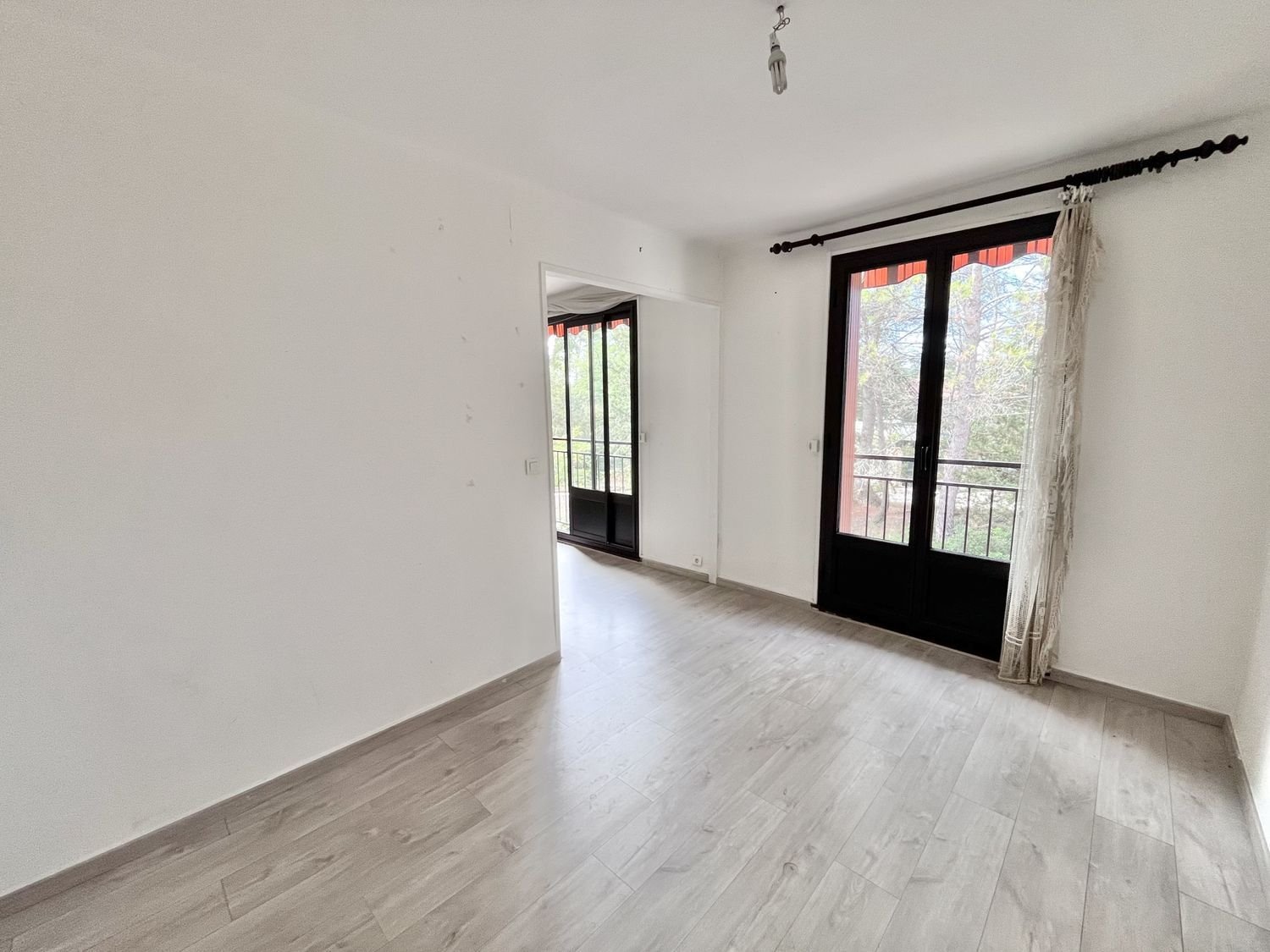 Appartement à vendre, 66m², Le Tholonet