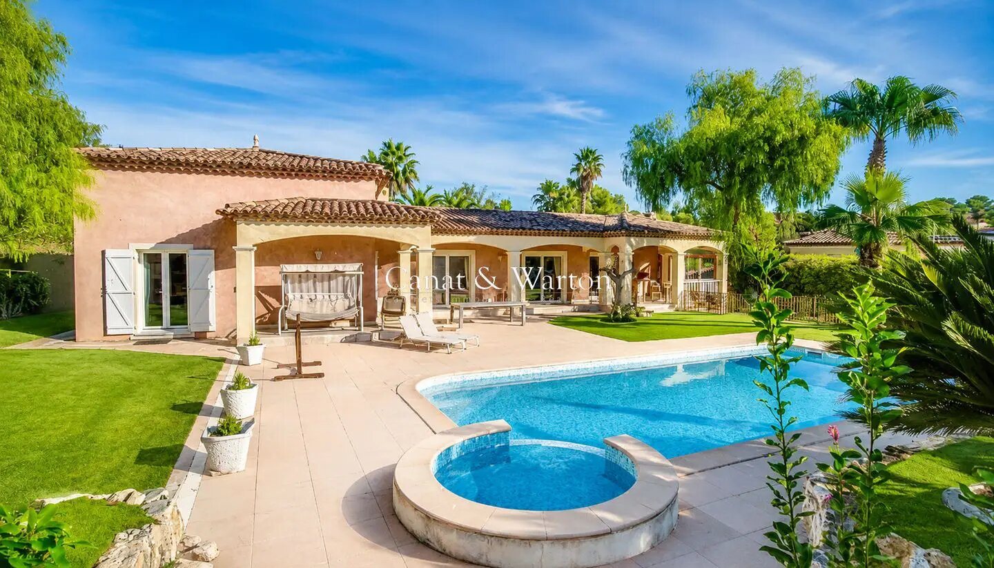 Maison à vendre, 143m², Saint-Raphaël