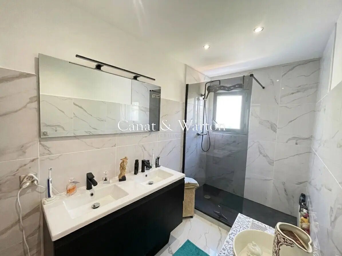 Appartement à vendre, 66m², Fréjus