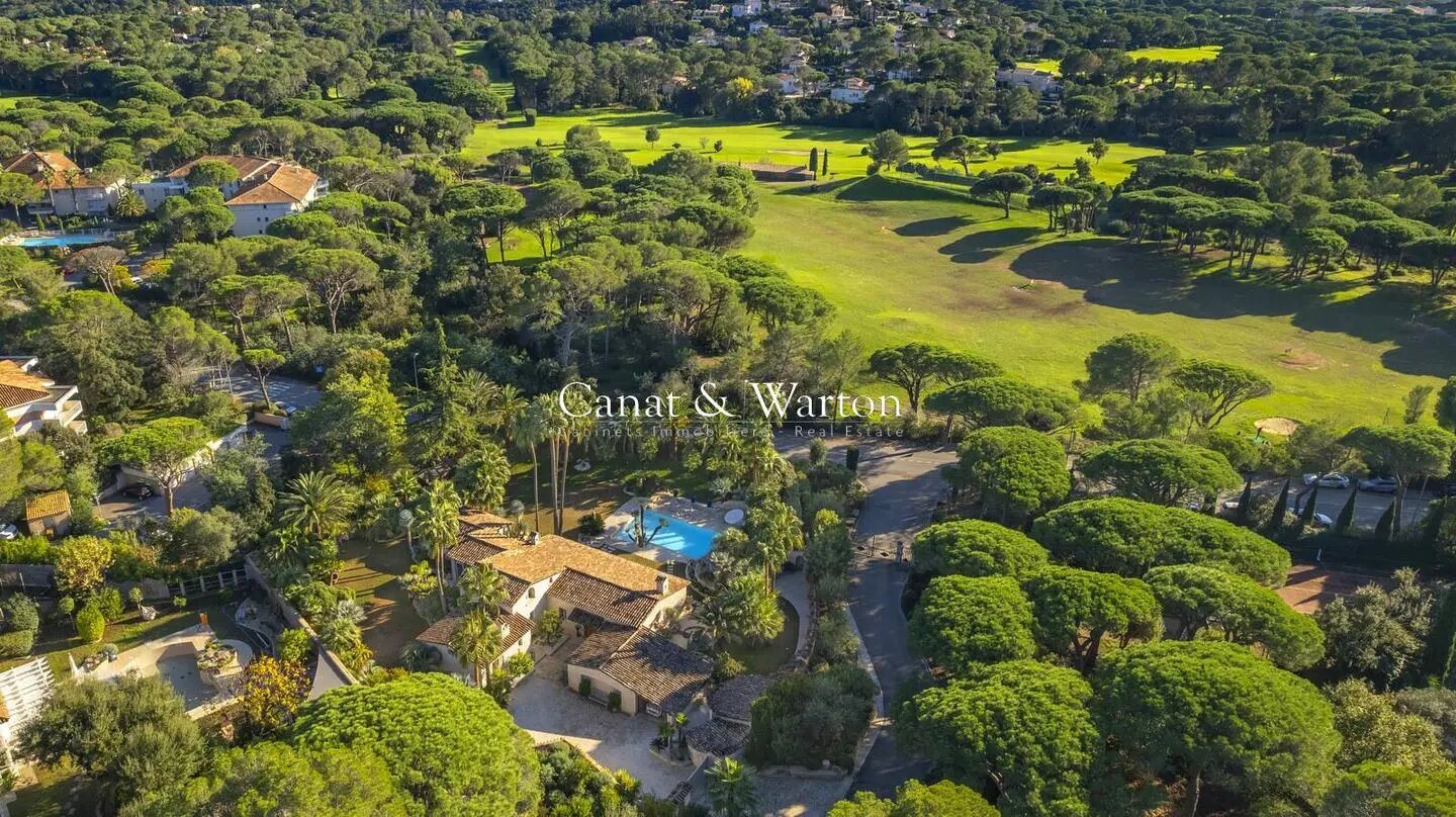 Maison à vendre, 380m², Saint-Raphaël