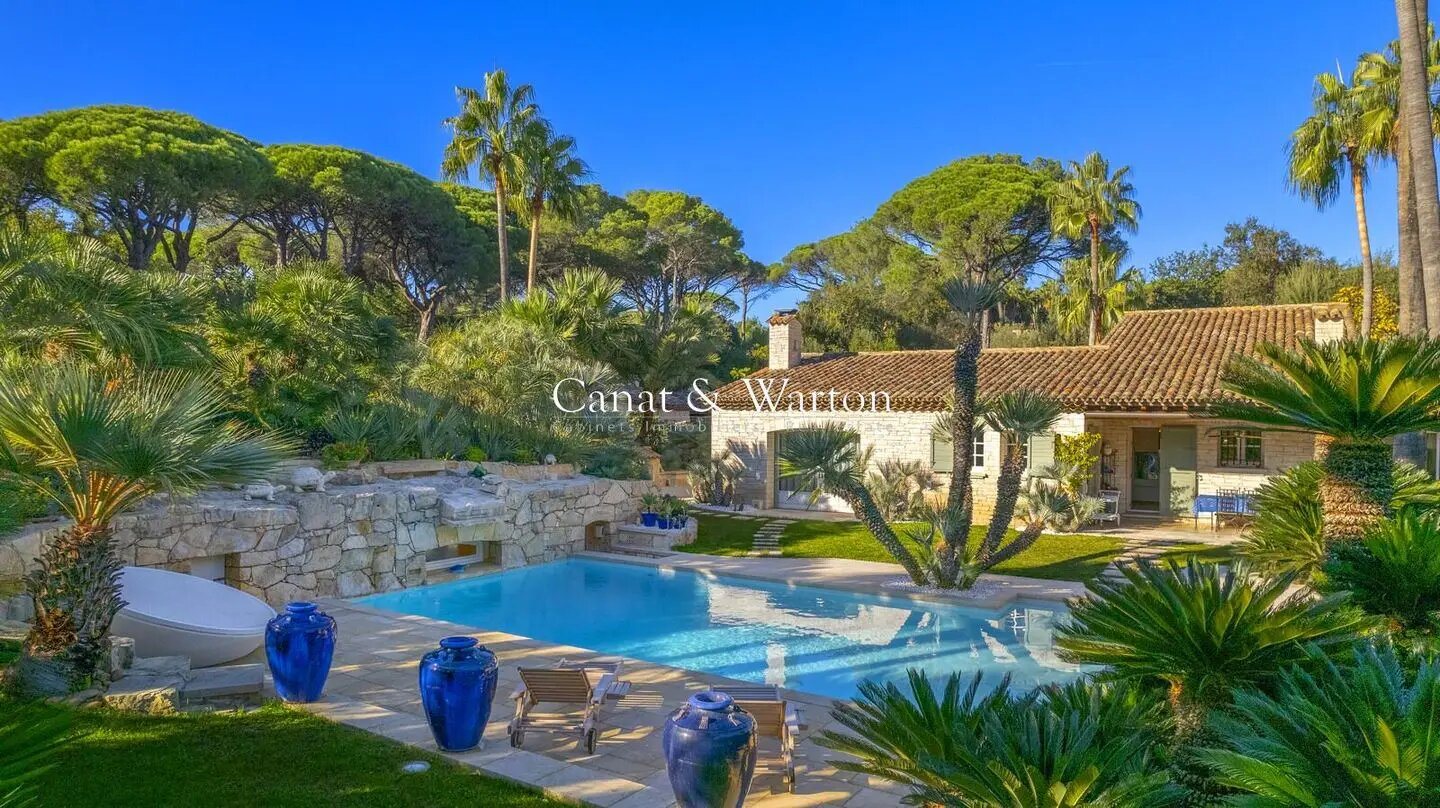 Maison à vendre, 380m², Saint-Raphaël