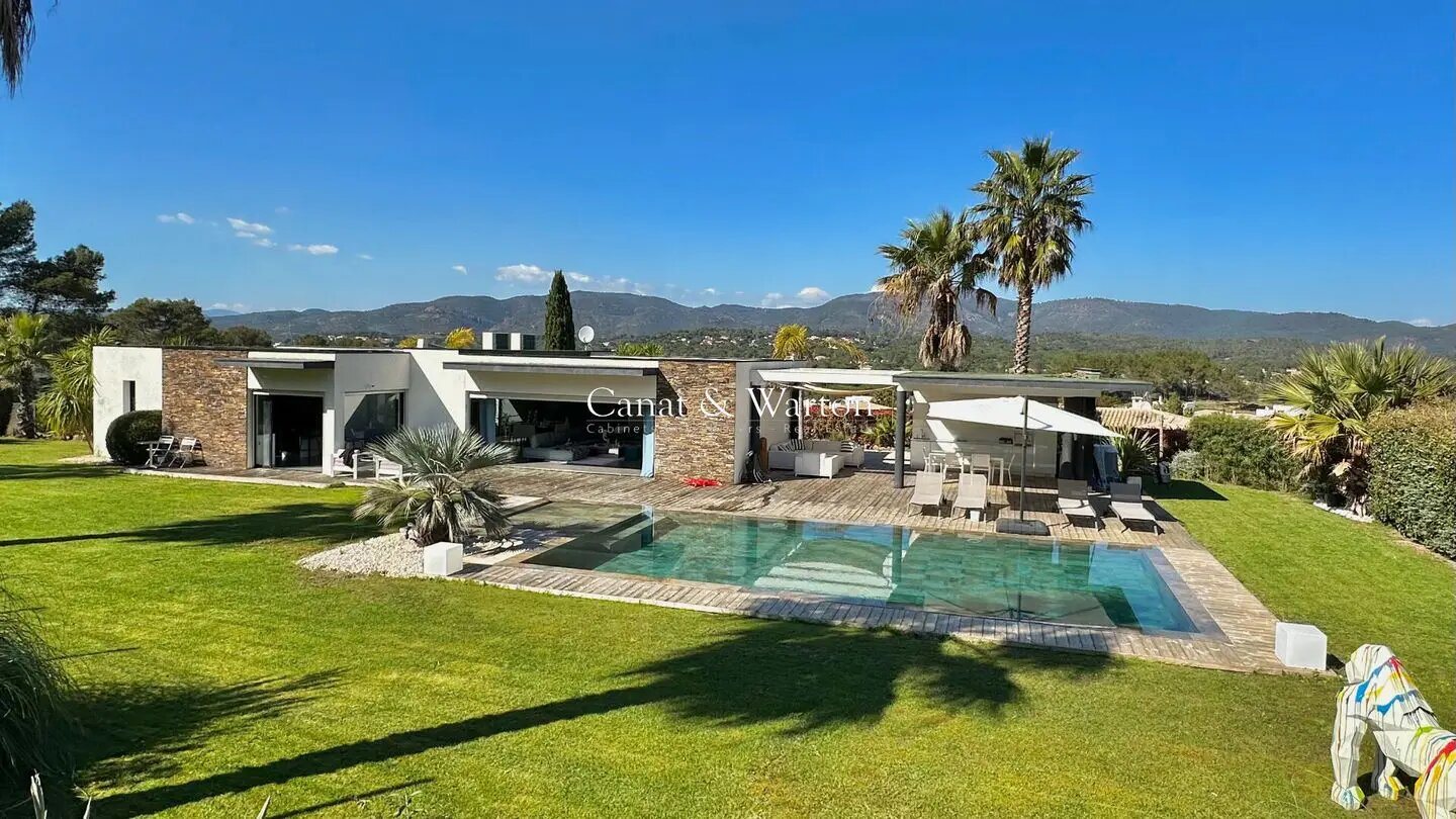 Maison à vendre, 315m², Saint-Raphaël