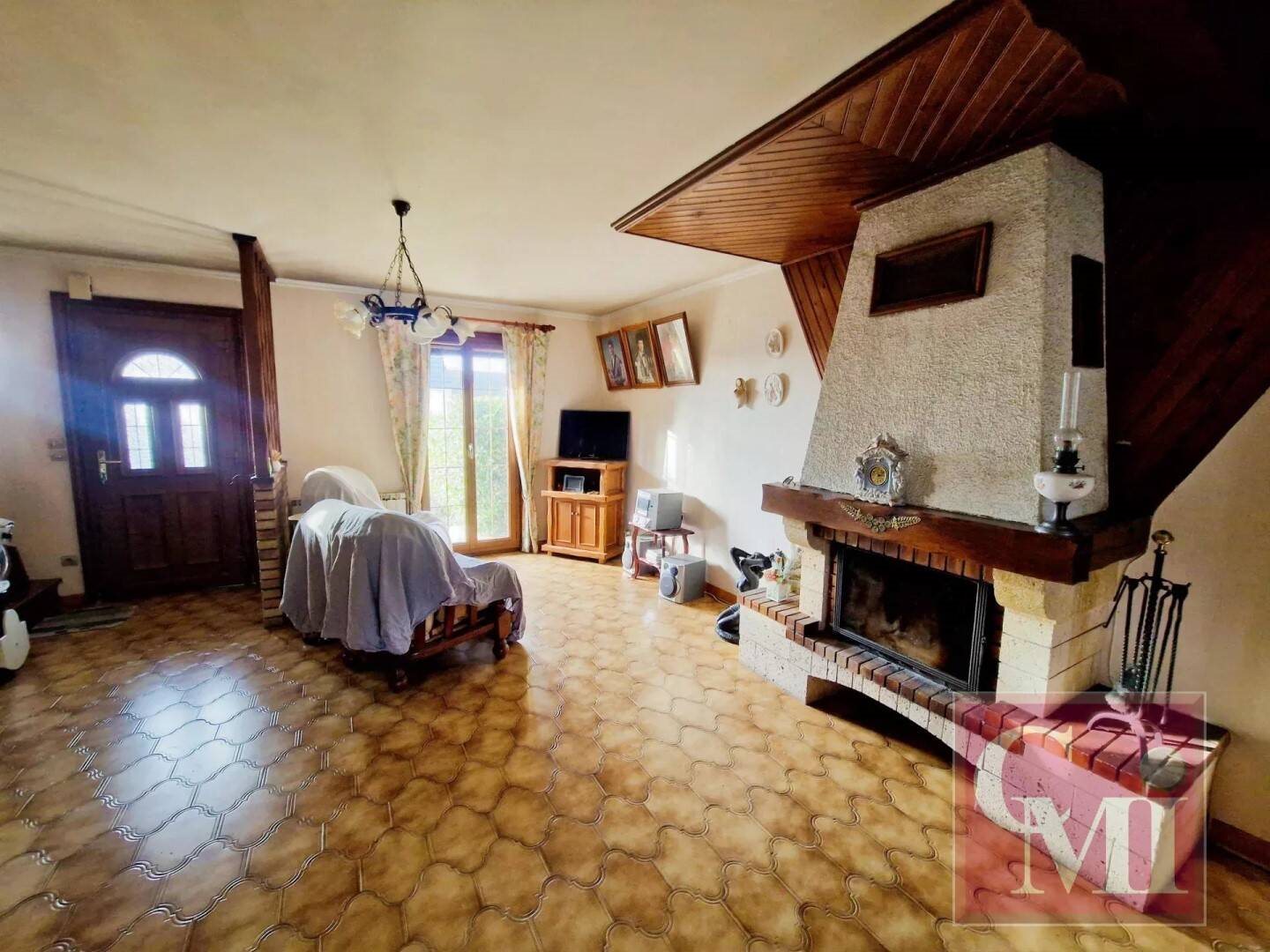 Maison à vendre, 112m², Bruyères-le-Châtel