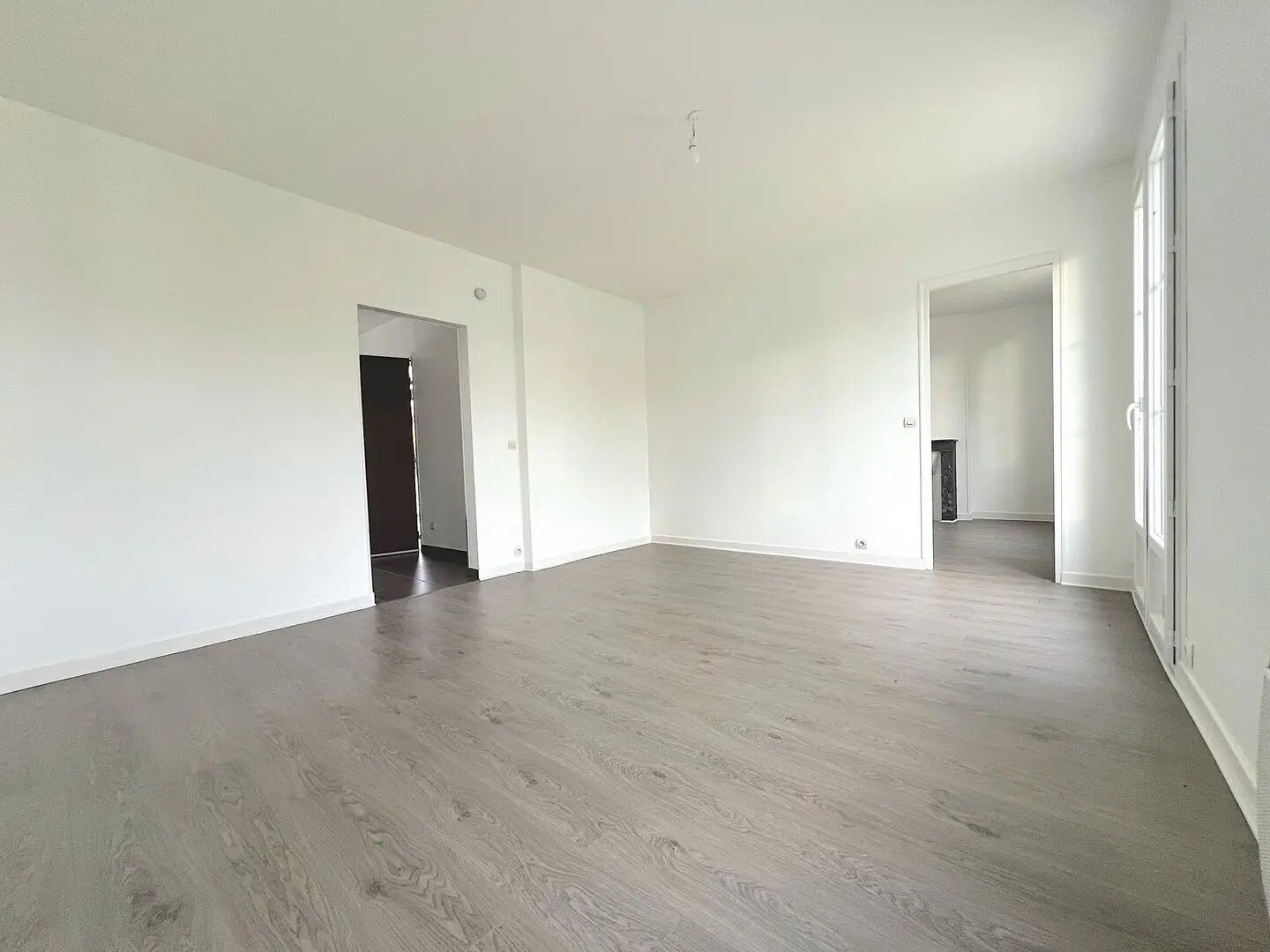 Appartement à louer, 49m², Saint-Chéron