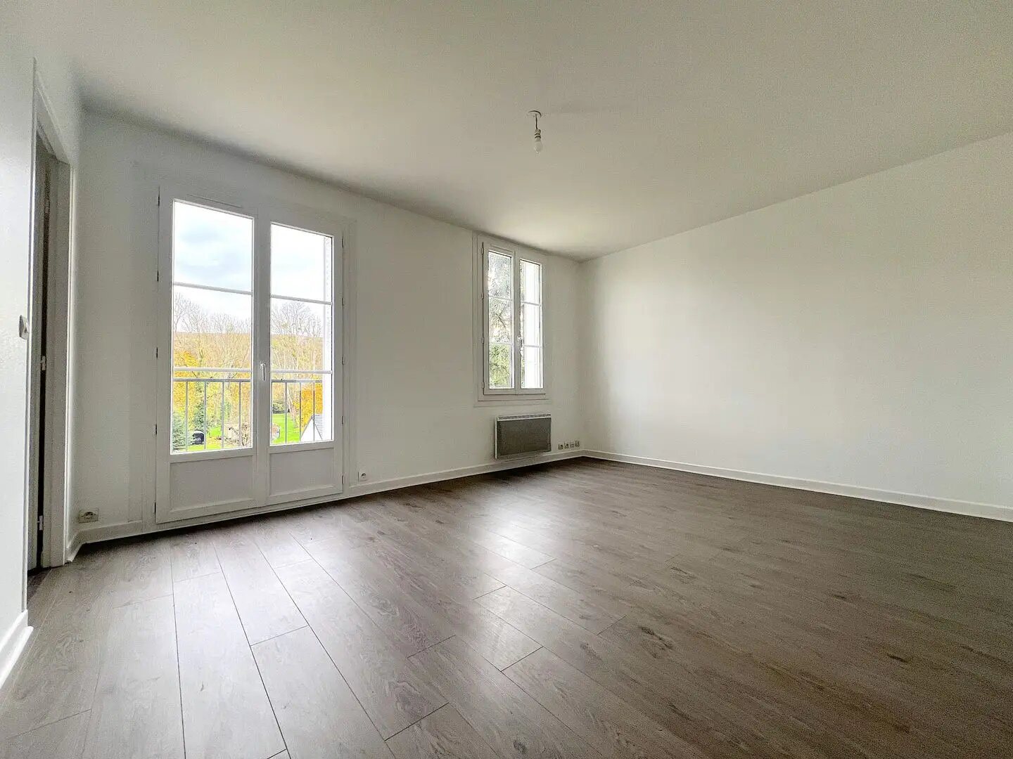 Appartement à louer, 49m², Saint-Chéron