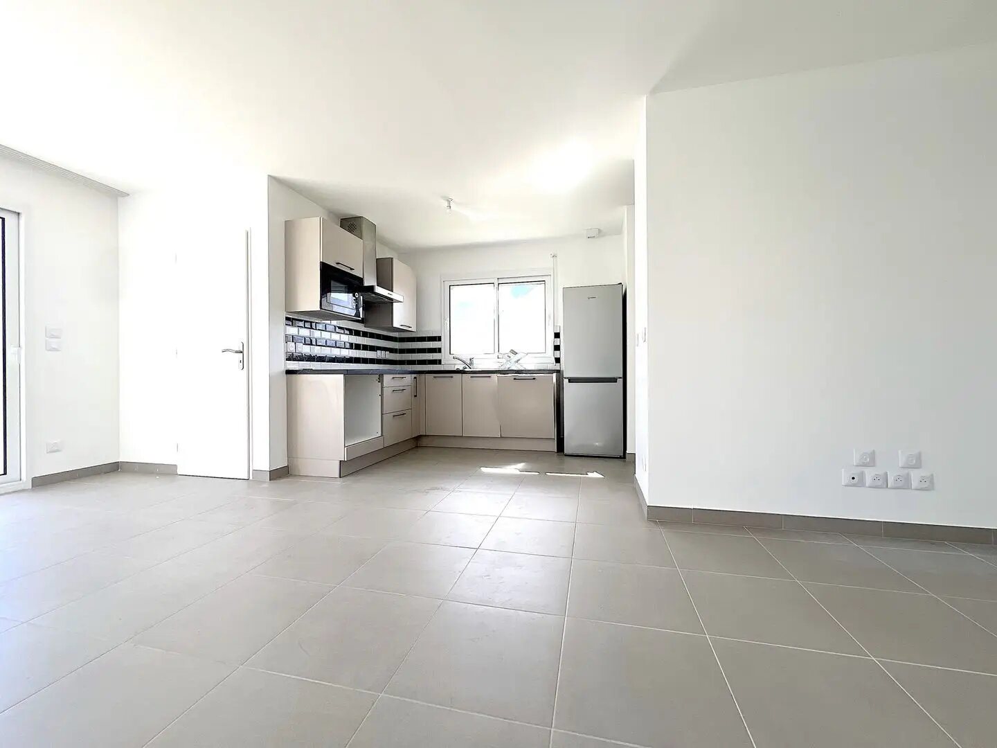 Maison à louer, 85m², Saint-Chéron