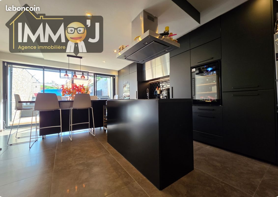 Maison à vendre, 258m², Fléville-devant-Nancy