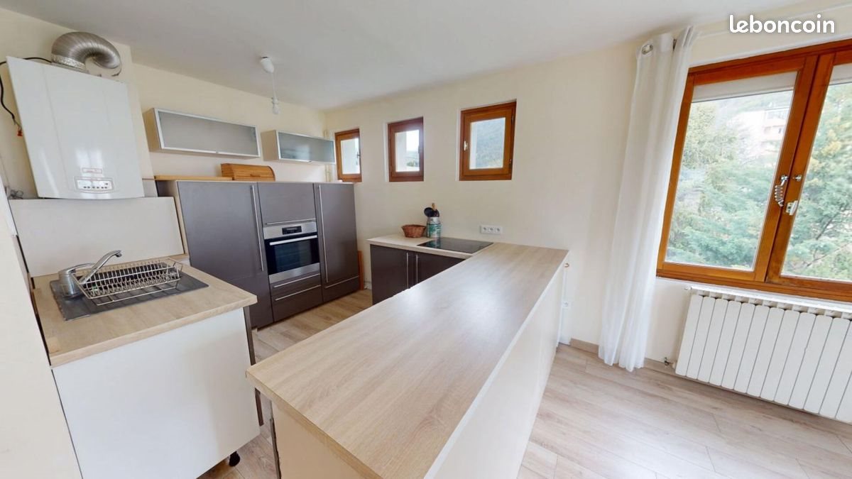 Appartement à vendre, 71m², Saint-Egrève