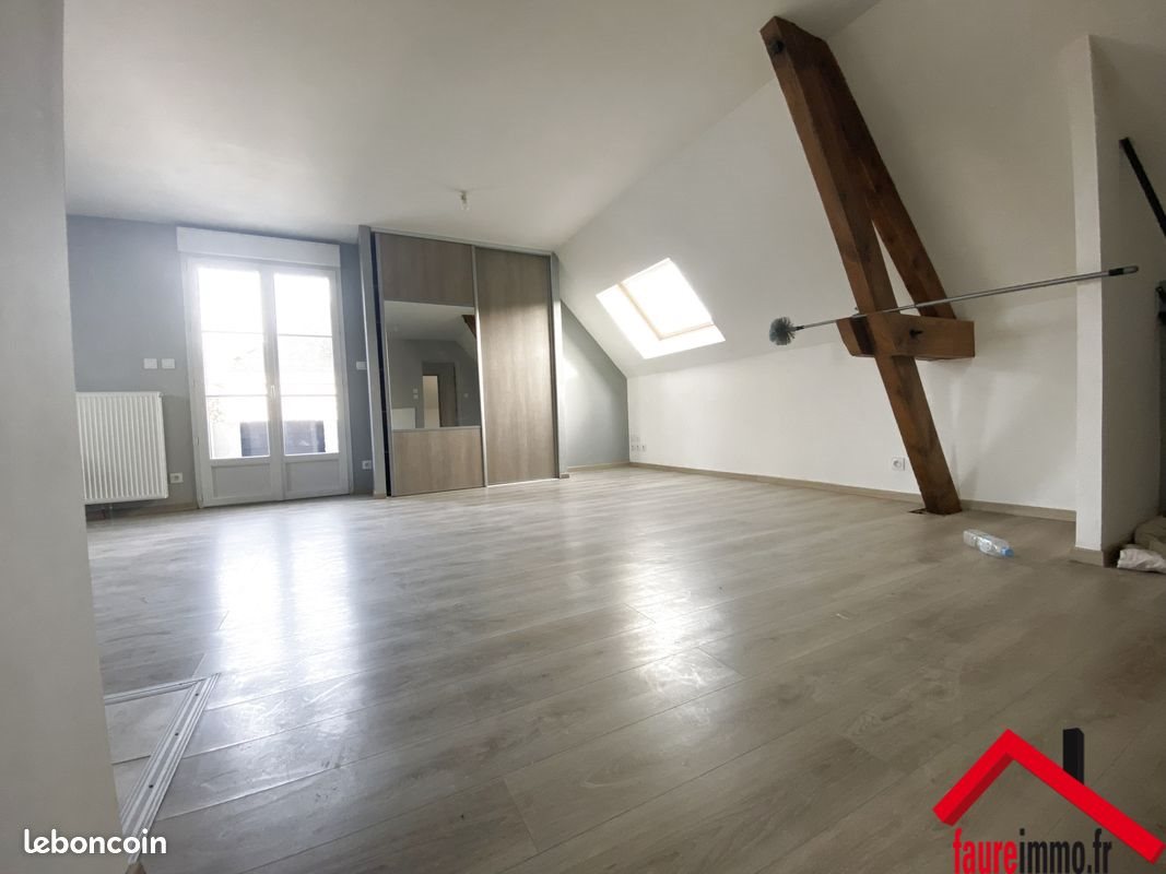 Appartement à louer, 85m², Terrasson-Lavilledieu