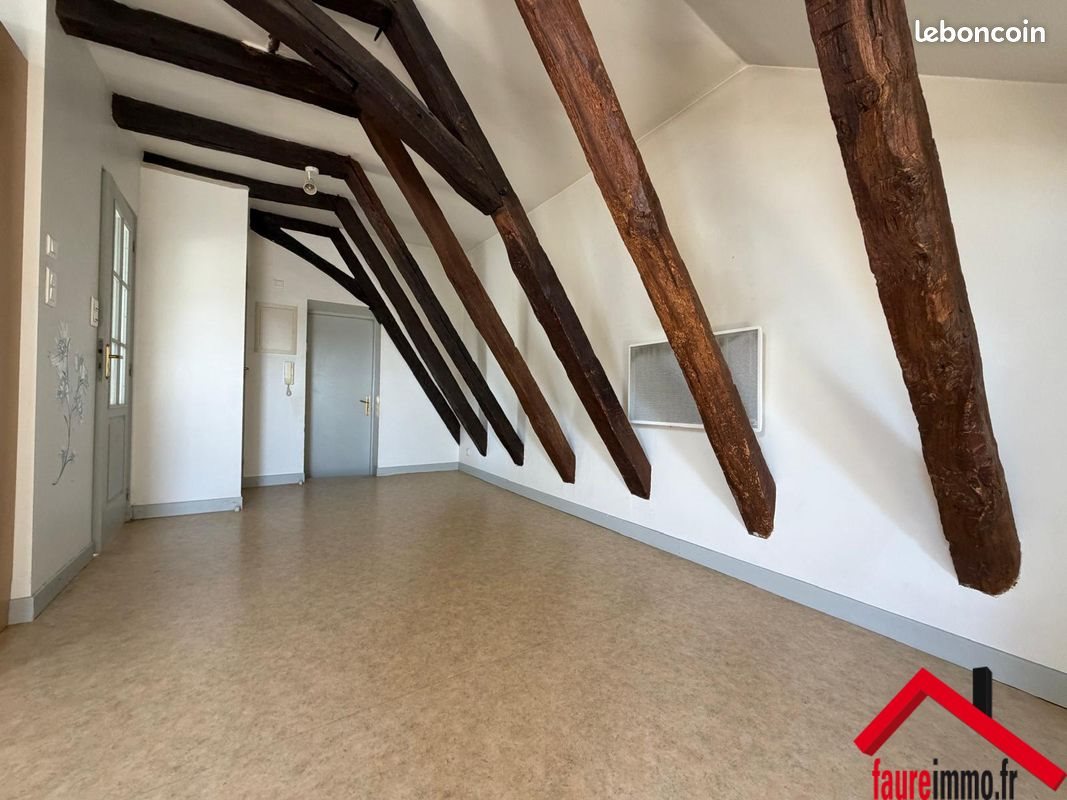 Appartement à louer, 33m², Allassac