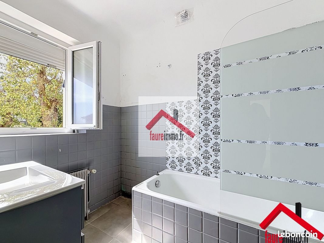 Maison à vendre, 102m², Objat