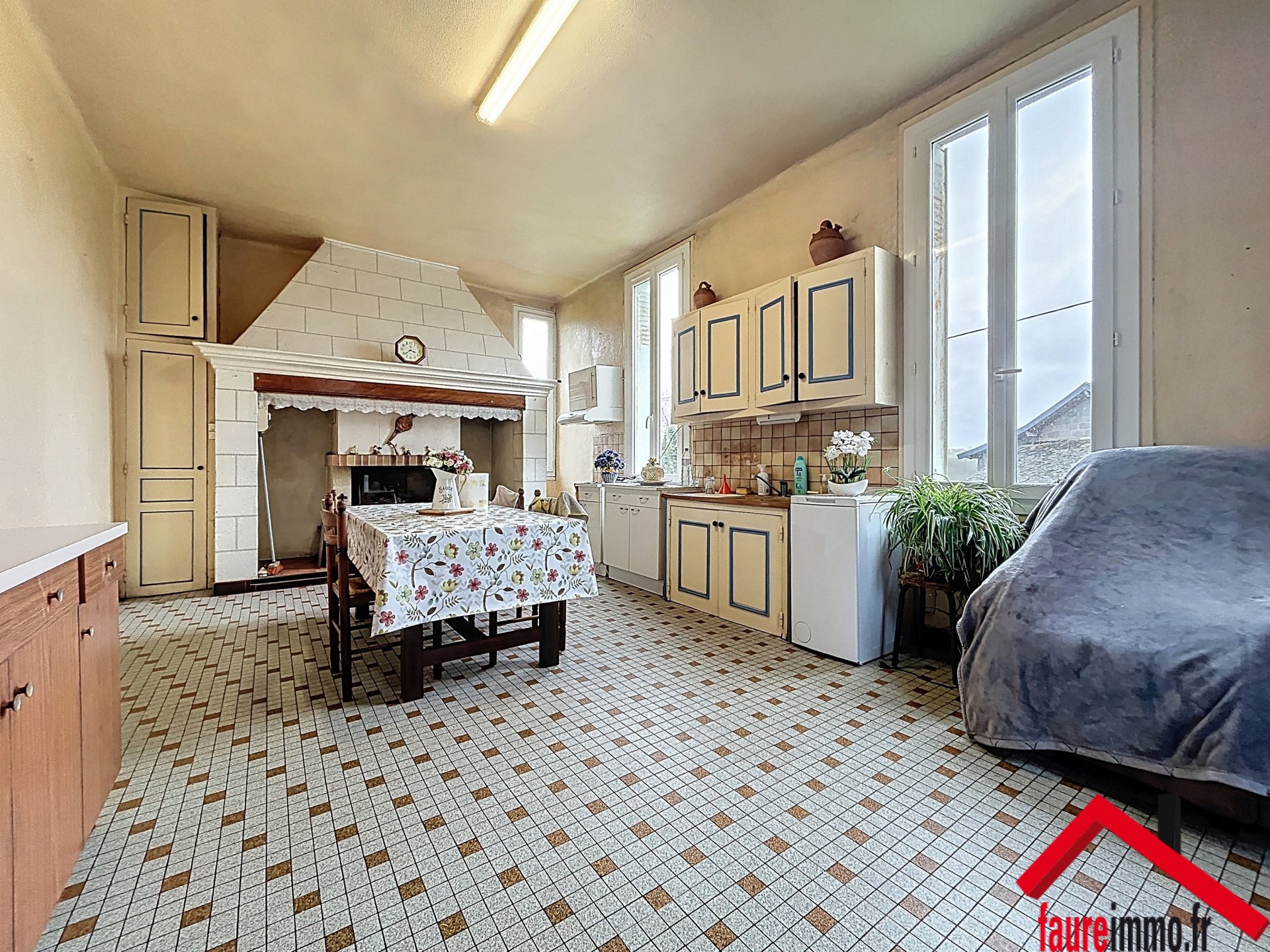 Maison à vendre, 125m², Brignac-la-Plaine