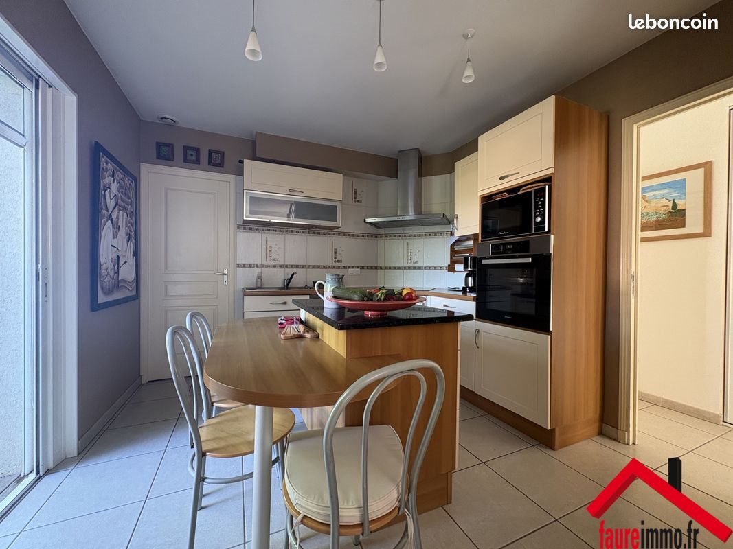 Maison à vendre, 118m², Donzenac