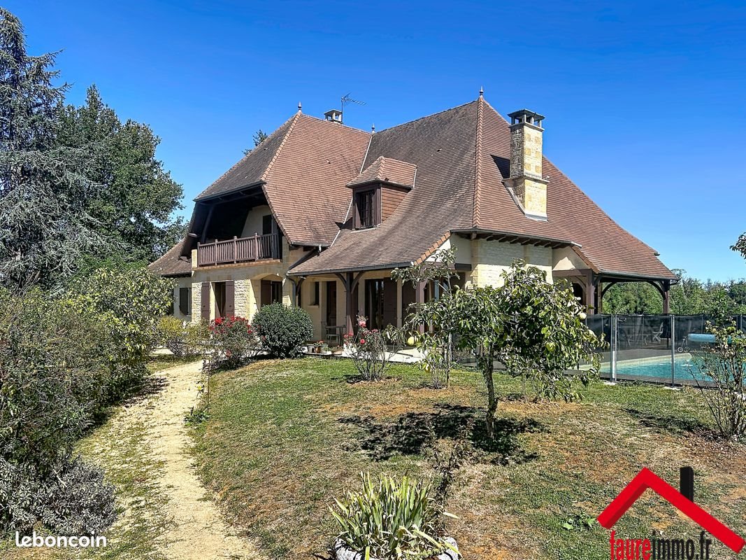 Maison à vendre, 309m², La Dornac