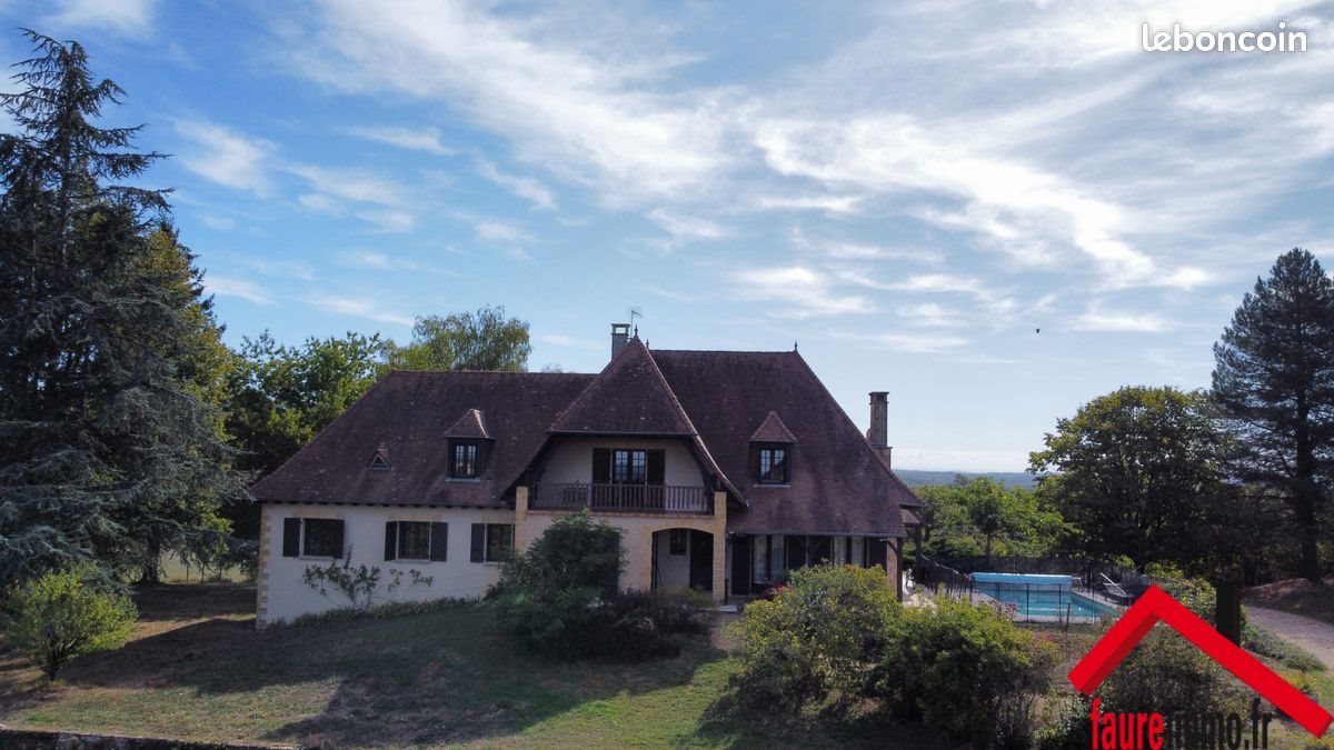 Maison à vendre, 309m², La Dornac