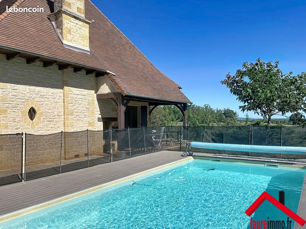 Maison à vendre, 309m², La Dornac