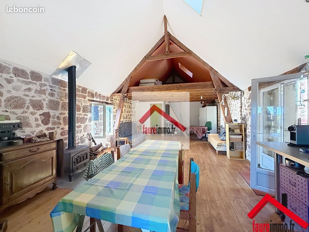 Maison à vendre, 113m², Saint-Cyr-la-Roche