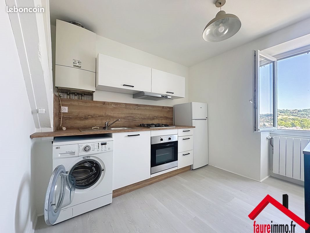 Appartement à louer, 45m², Brive-la-Gaillarde
