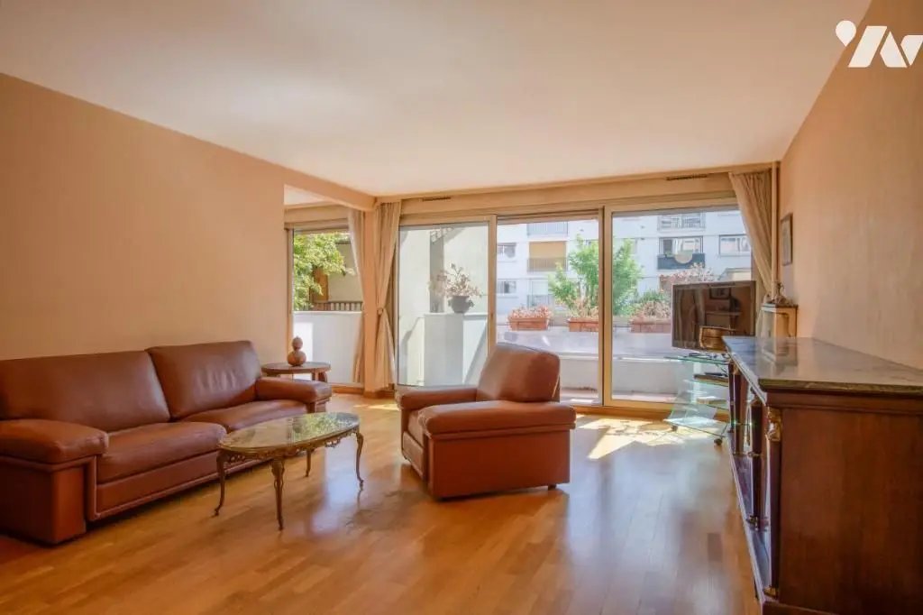 Appartement à vendre, 81m², Courbevoie