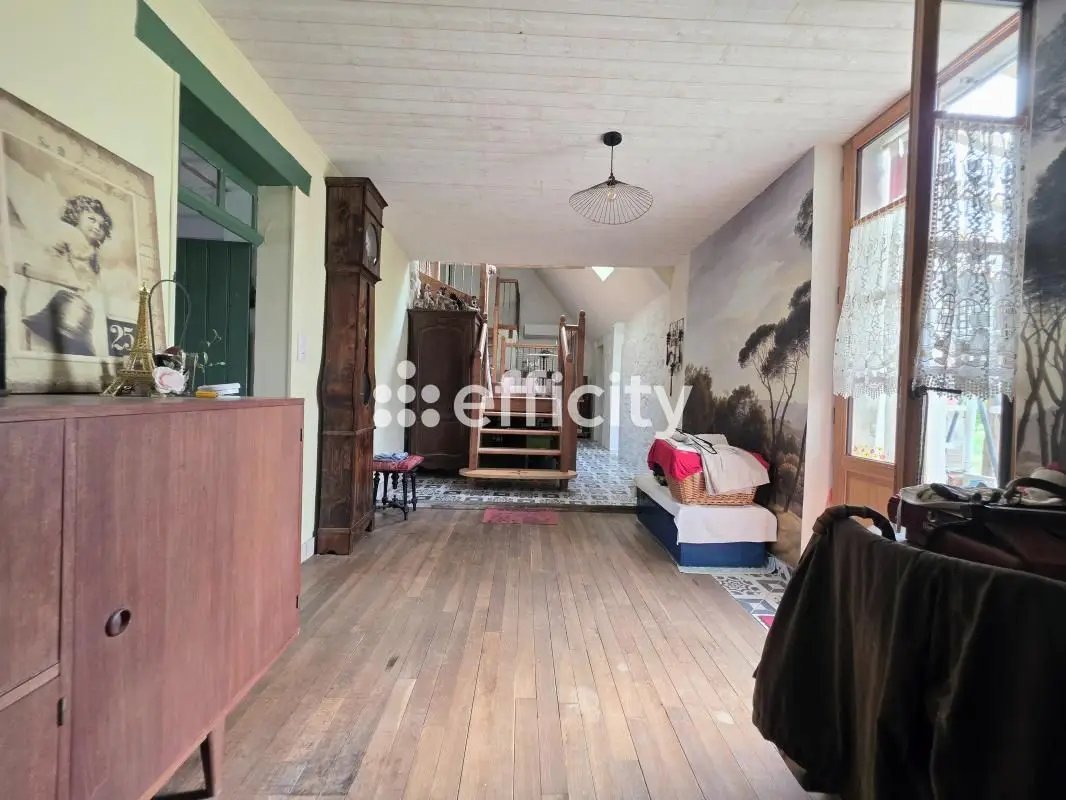 Maison à vendre, 298m², Saint-Médard-de-Mussidan