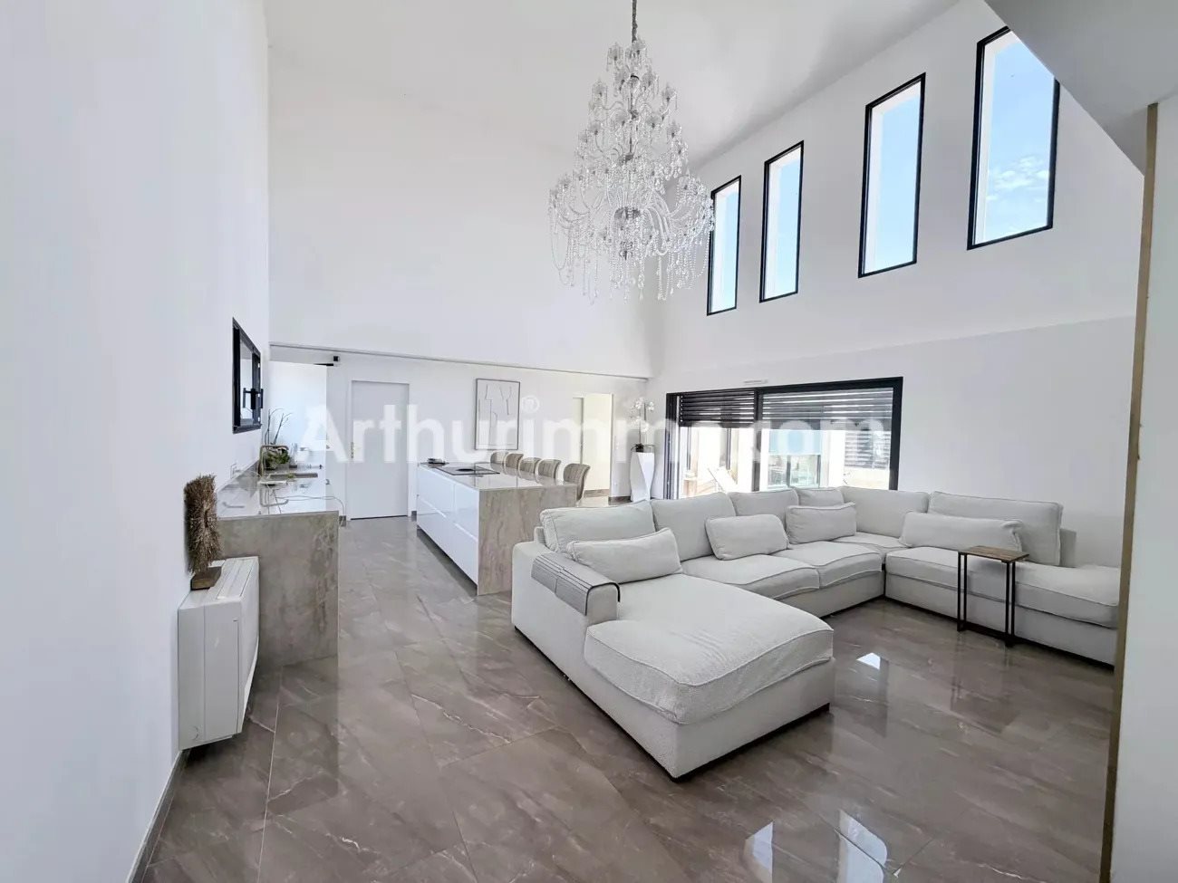 Maison à vendre, NaNm², Vias