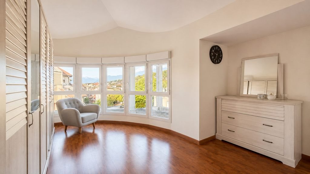 Appartement à vendre, 168m², Evian-les-Bains