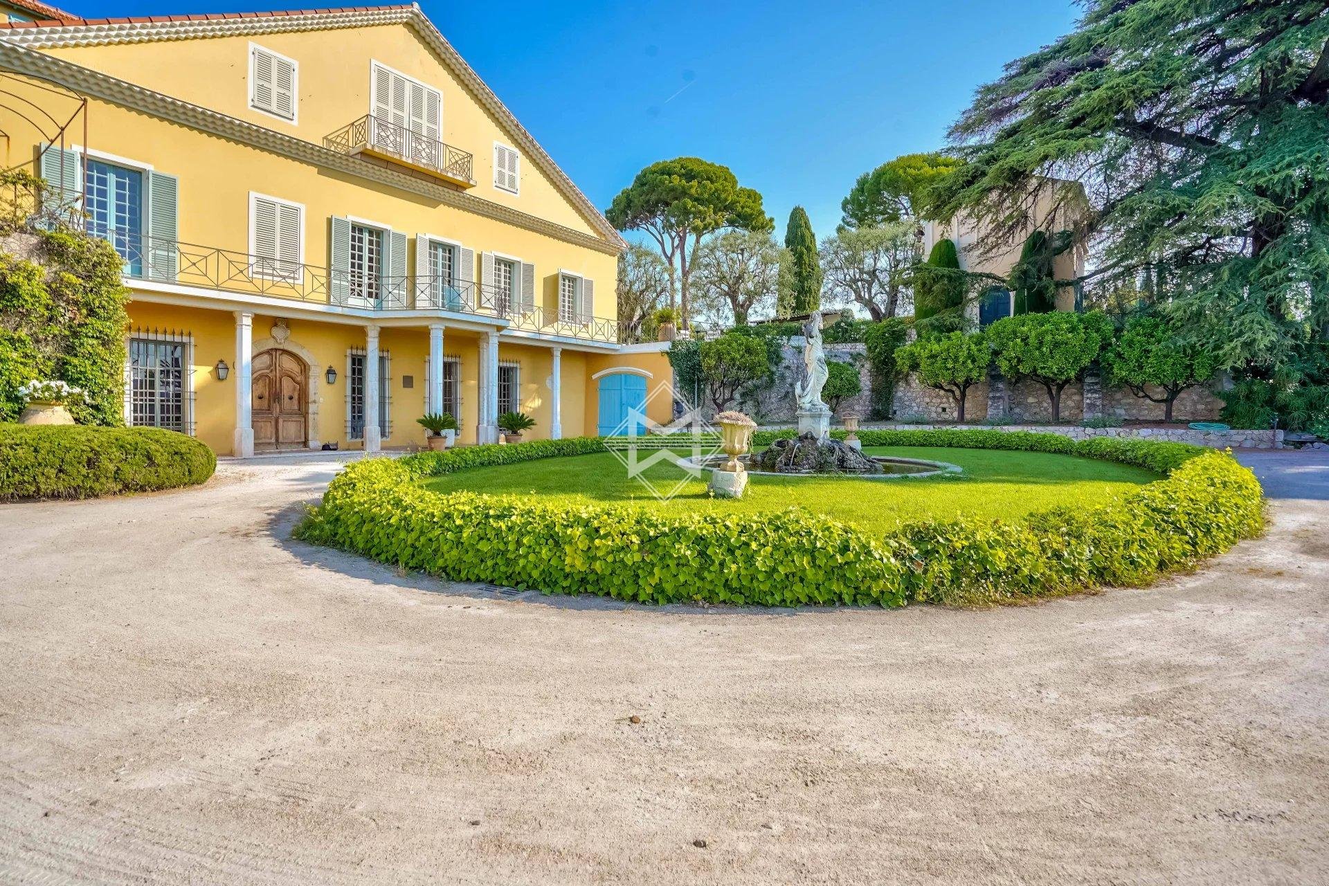 Maison à vendre, 1570m², Nice