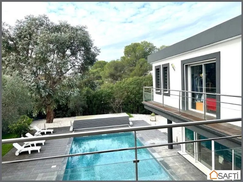 Maison à vendre, 279m², Saint-Raphaël