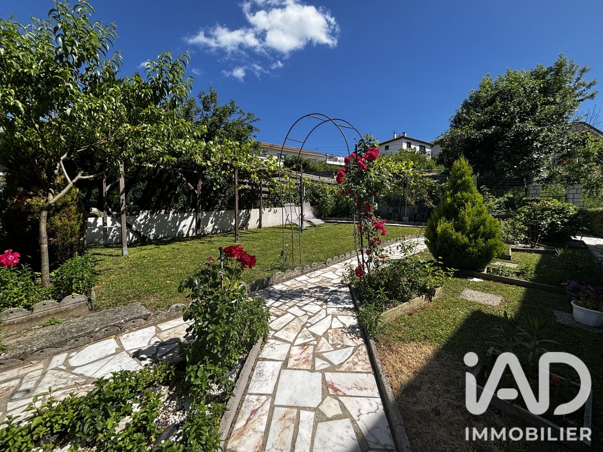 Maison à vendre, 140m², Le Chambon-Feugerolles