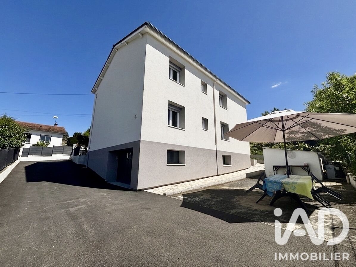 Maison à vendre, 140m², Le Chambon-Feugerolles