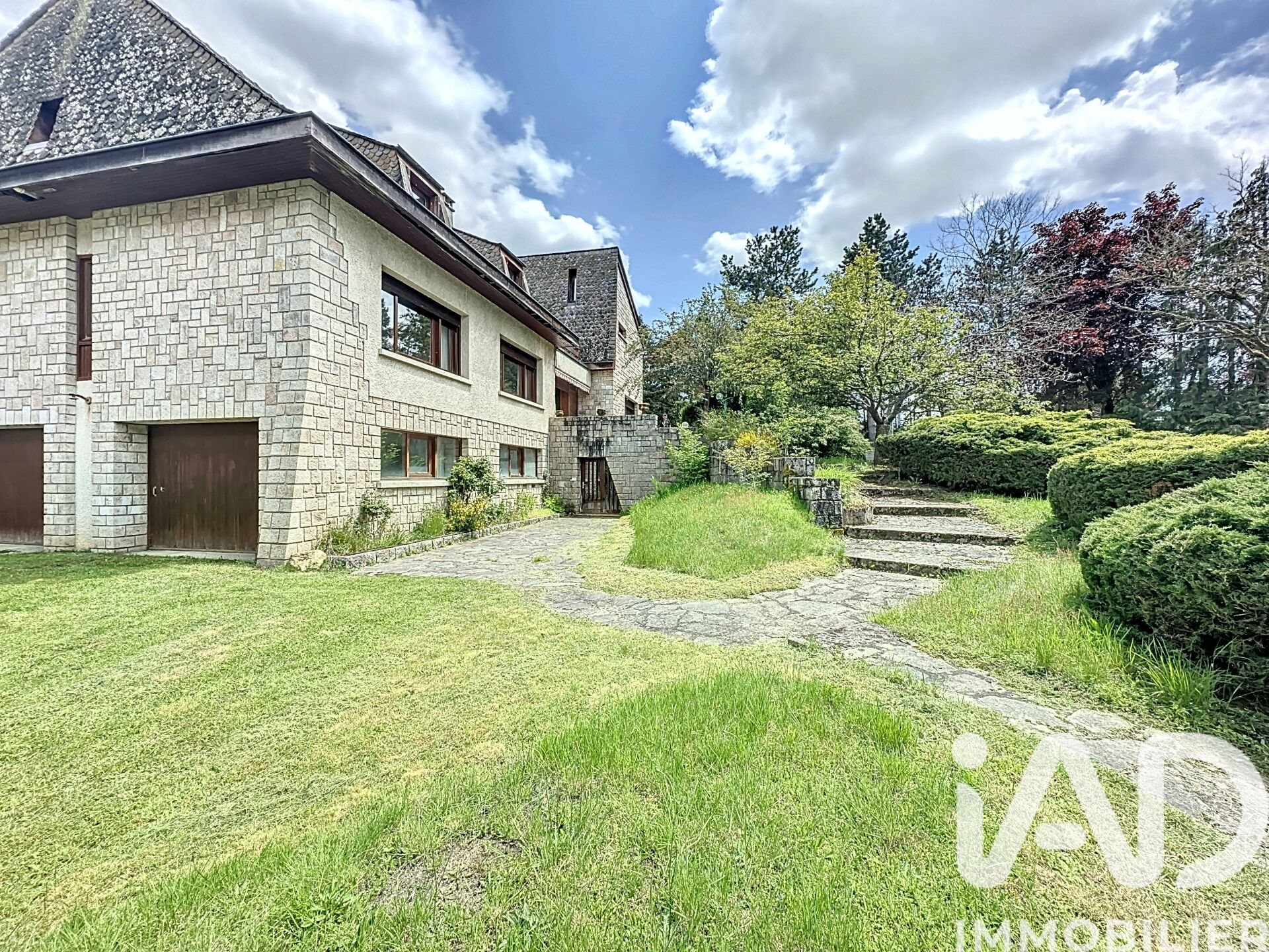 Maison à vendre, 272m², Le Malzieu-Ville