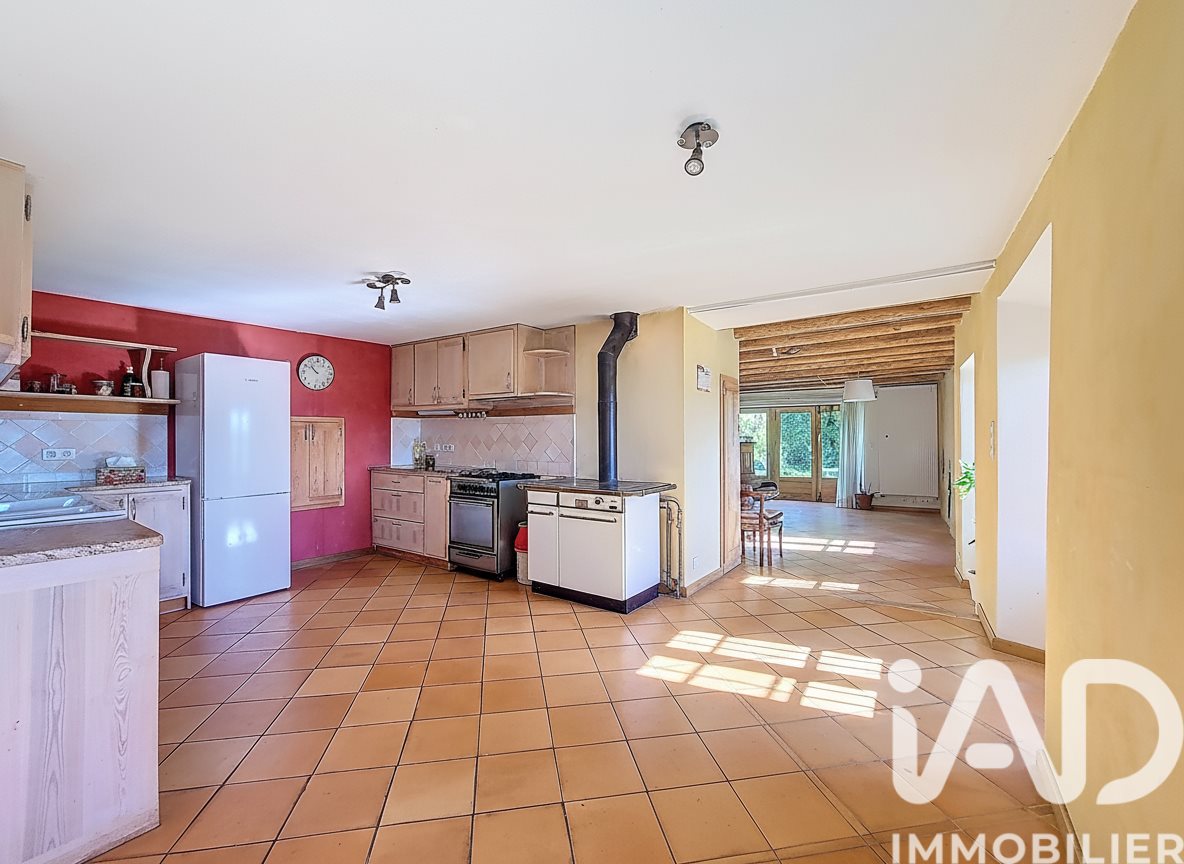Maison à vendre, 188m², Saint-Alban-sur-Limagnole