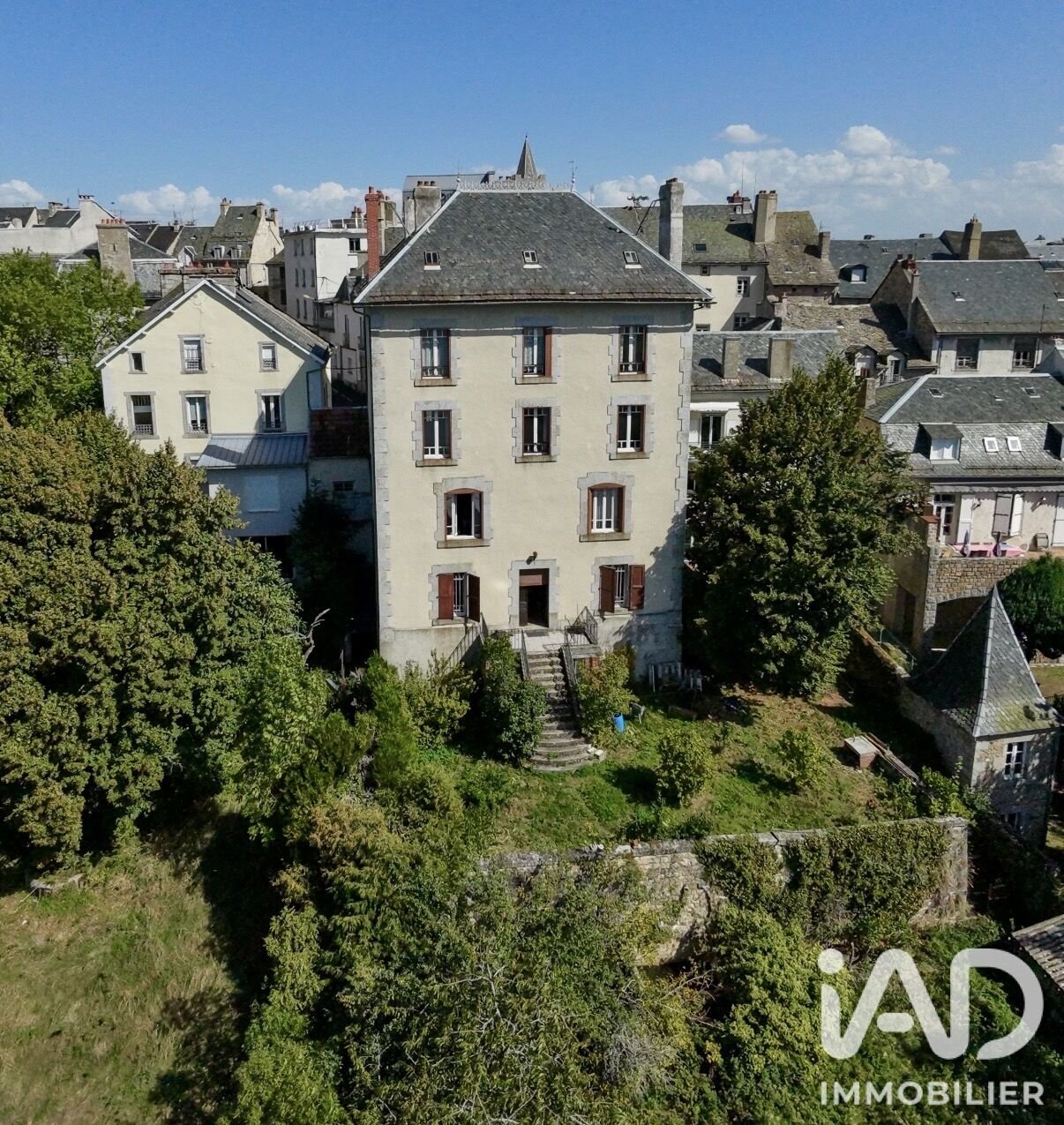 Maison à vendre, 325m², Saint-Chély-d'Apcher