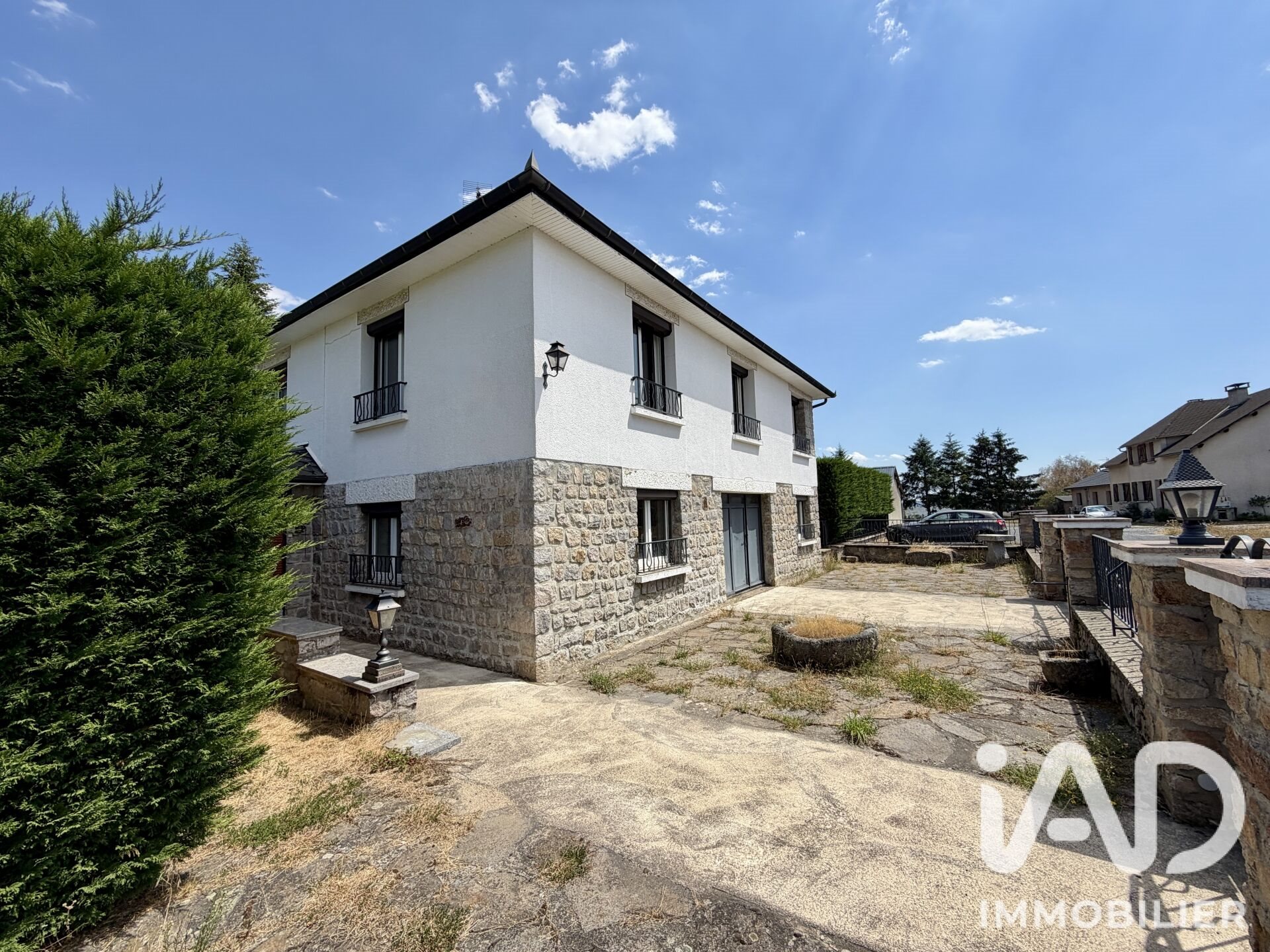 Maison à vendre, 151m², Peyre en Aubrac