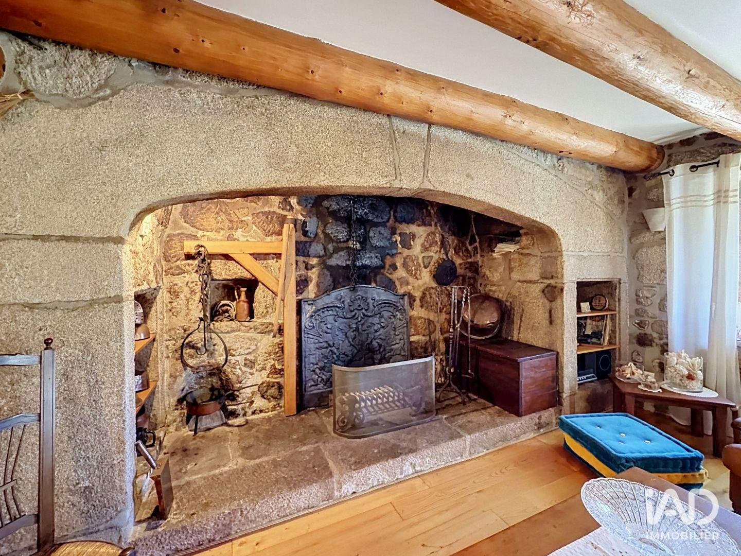 Maison à vendre, 303m², Saint-Chély-d'Apcher