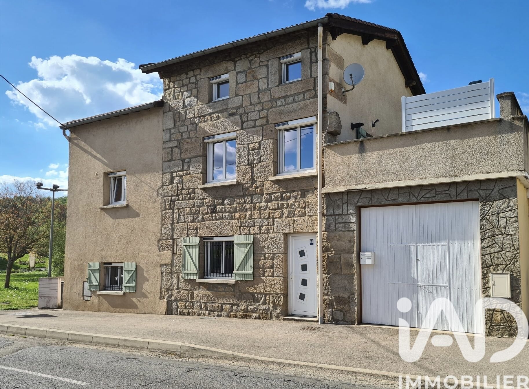 Maison à vendre, 128m², Le Chambon-Feugerolles
