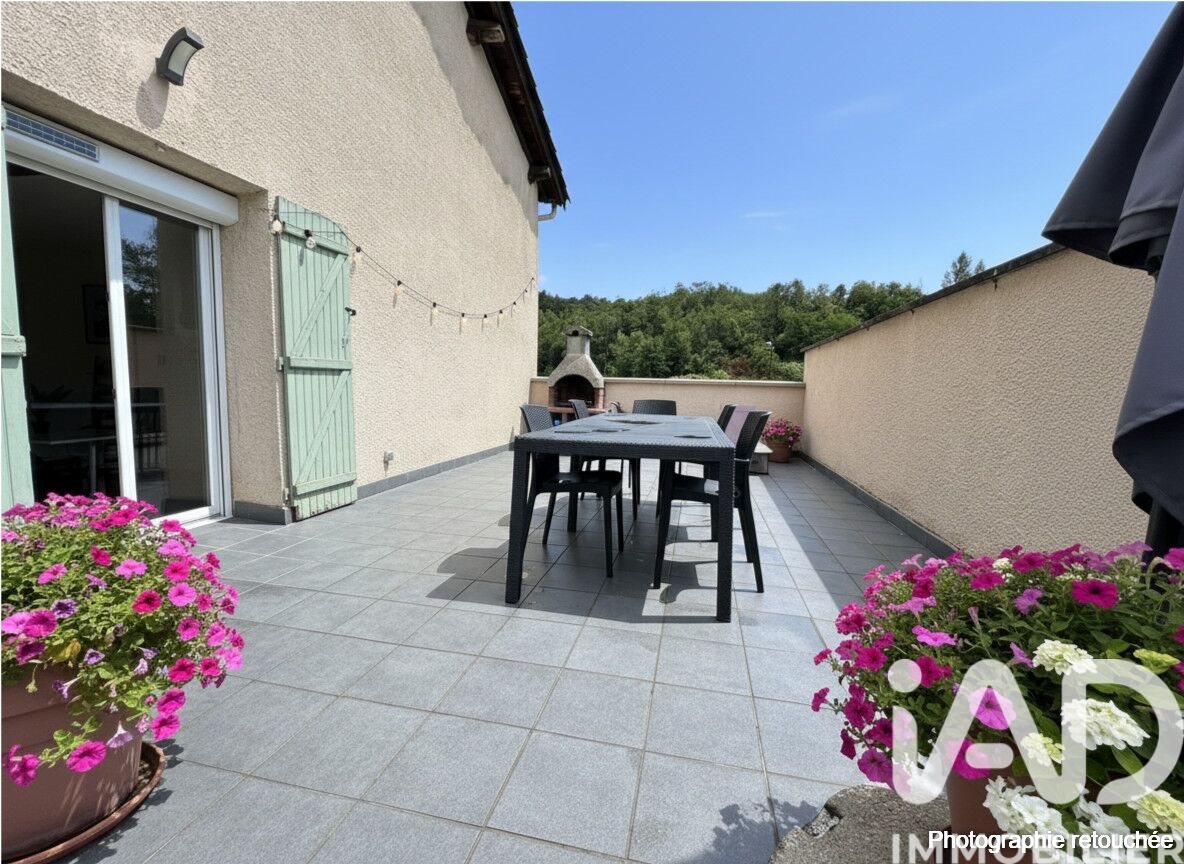 Maison à vendre, 128m², Le Chambon-Feugerolles