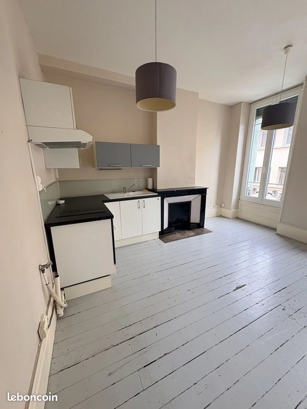 Appartement à louer, 47m², Valence