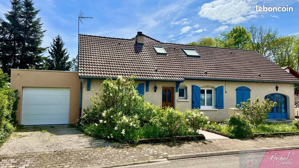 Maison à vendre, 218m², Abergement-la-Ronce