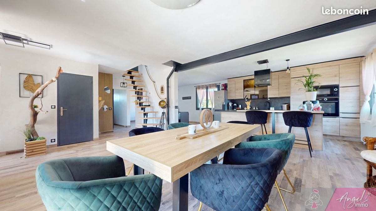 Maison à vendre, 136m², Dole