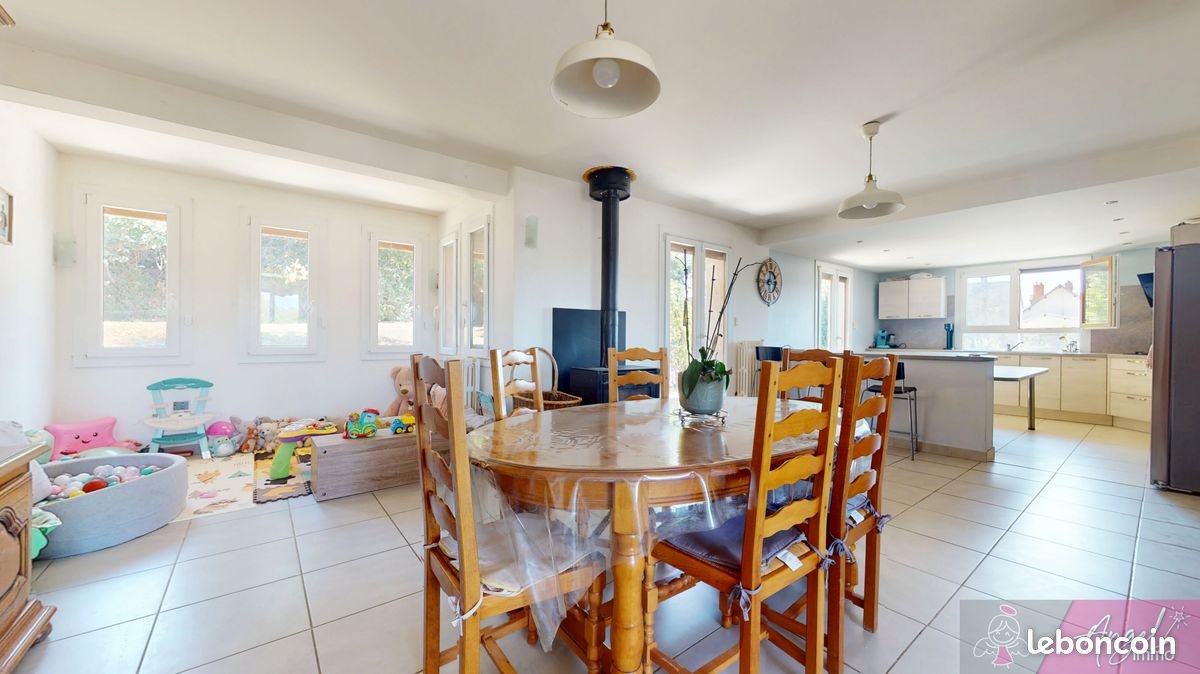 Maison à vendre, 120m², Rochefort-sur-Nenon