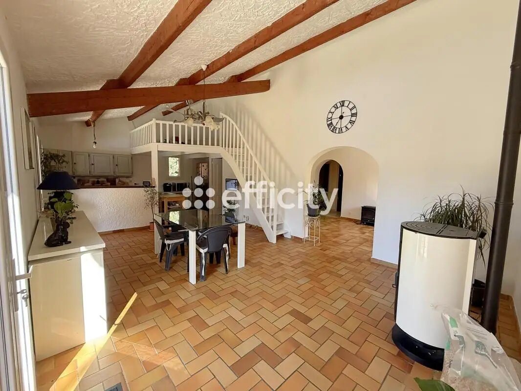 Maison à vendre, 144m², La Roquebrussanne