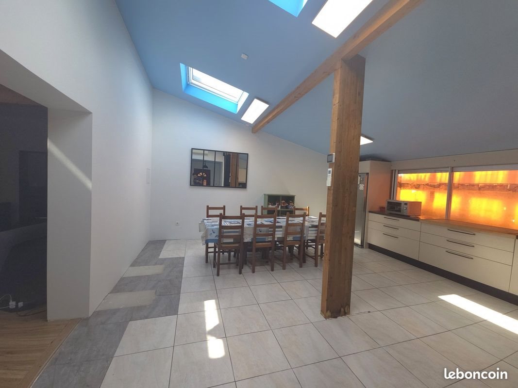 Maison à vendre, 135m², Arveyres