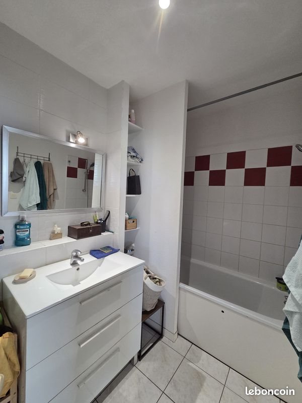 Appartement à louer, 42m², Coutras