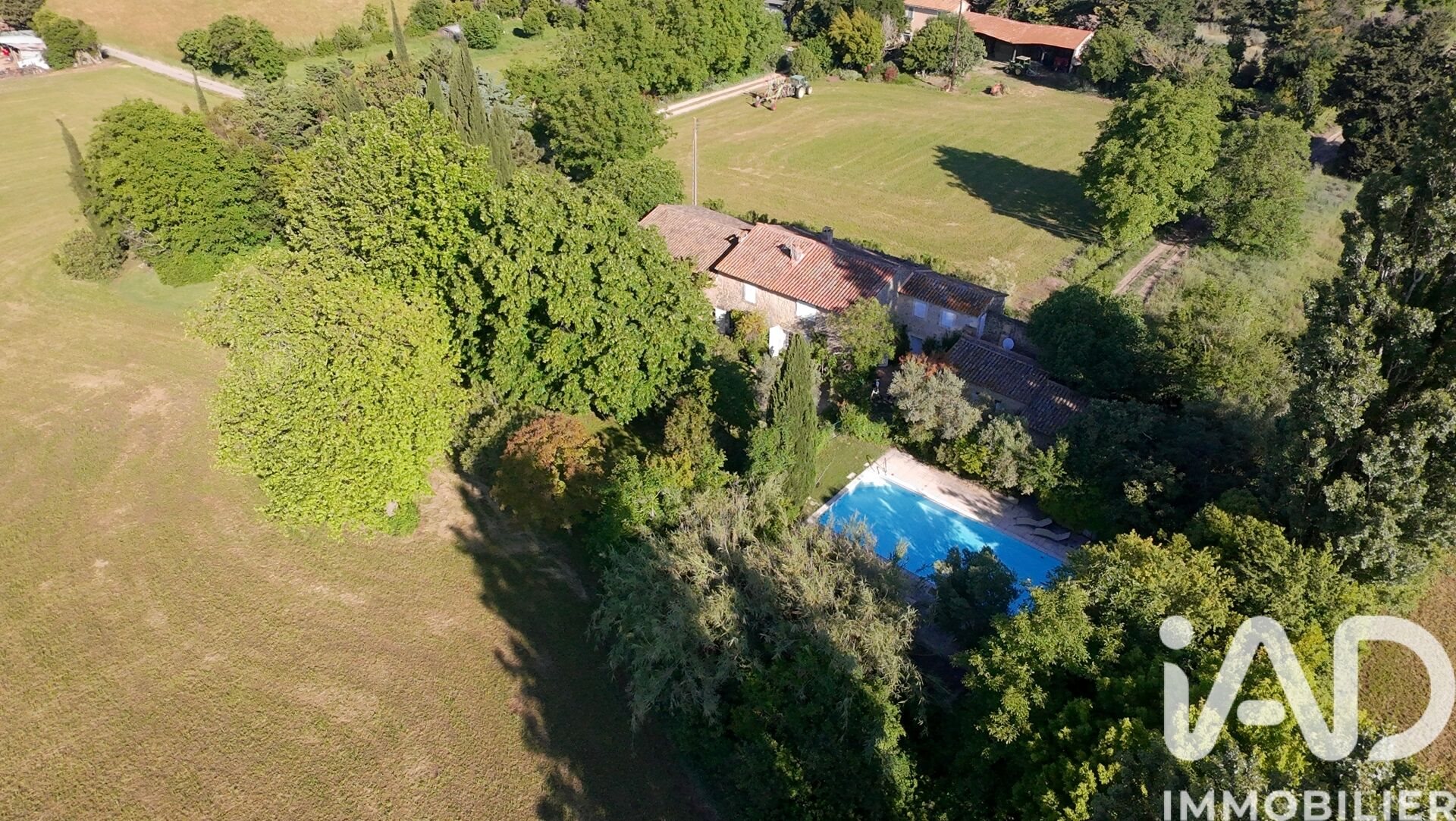 Maison à vendre, 408m², Lamanon