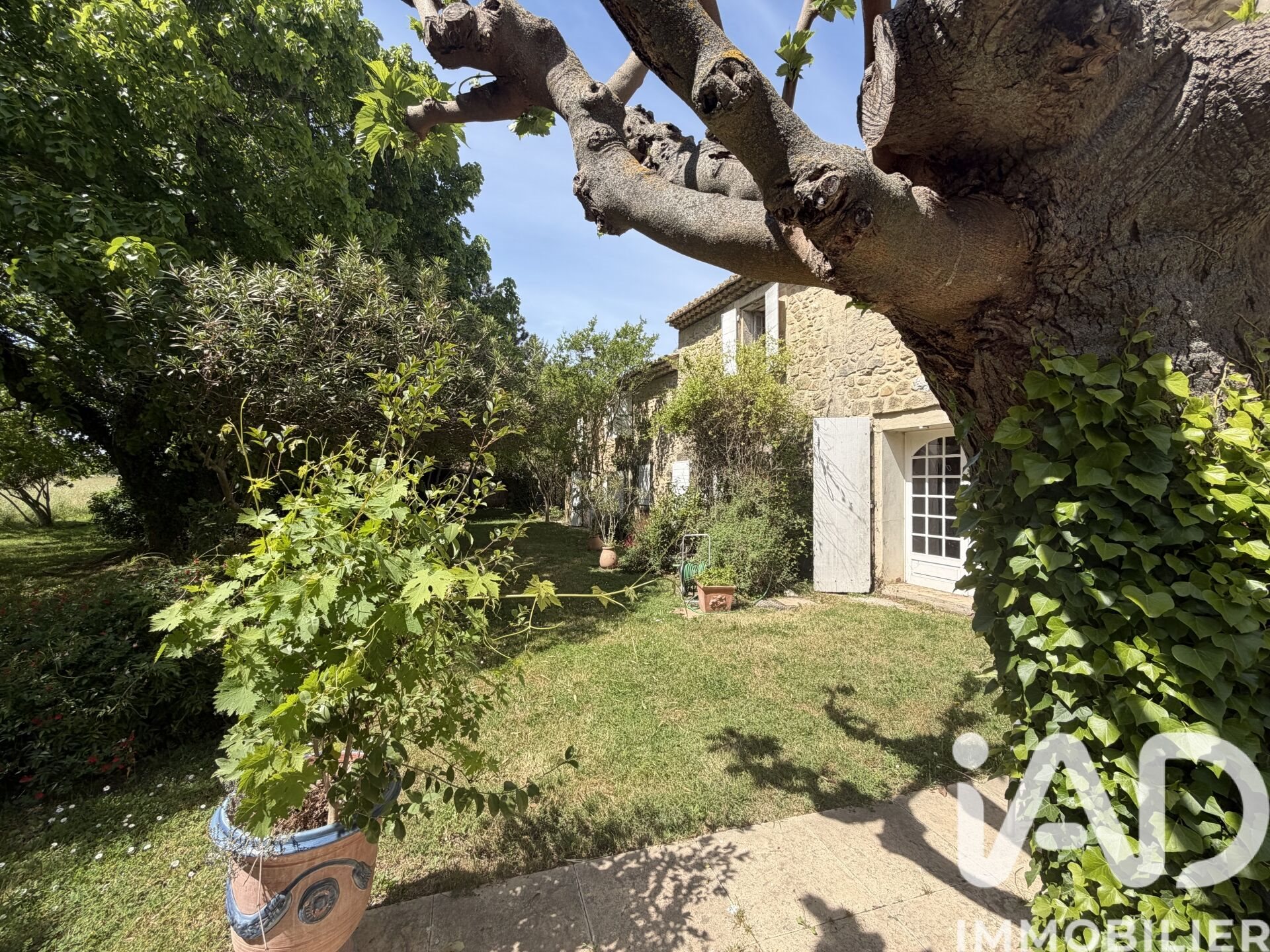 Maison à vendre, 408m², Lamanon