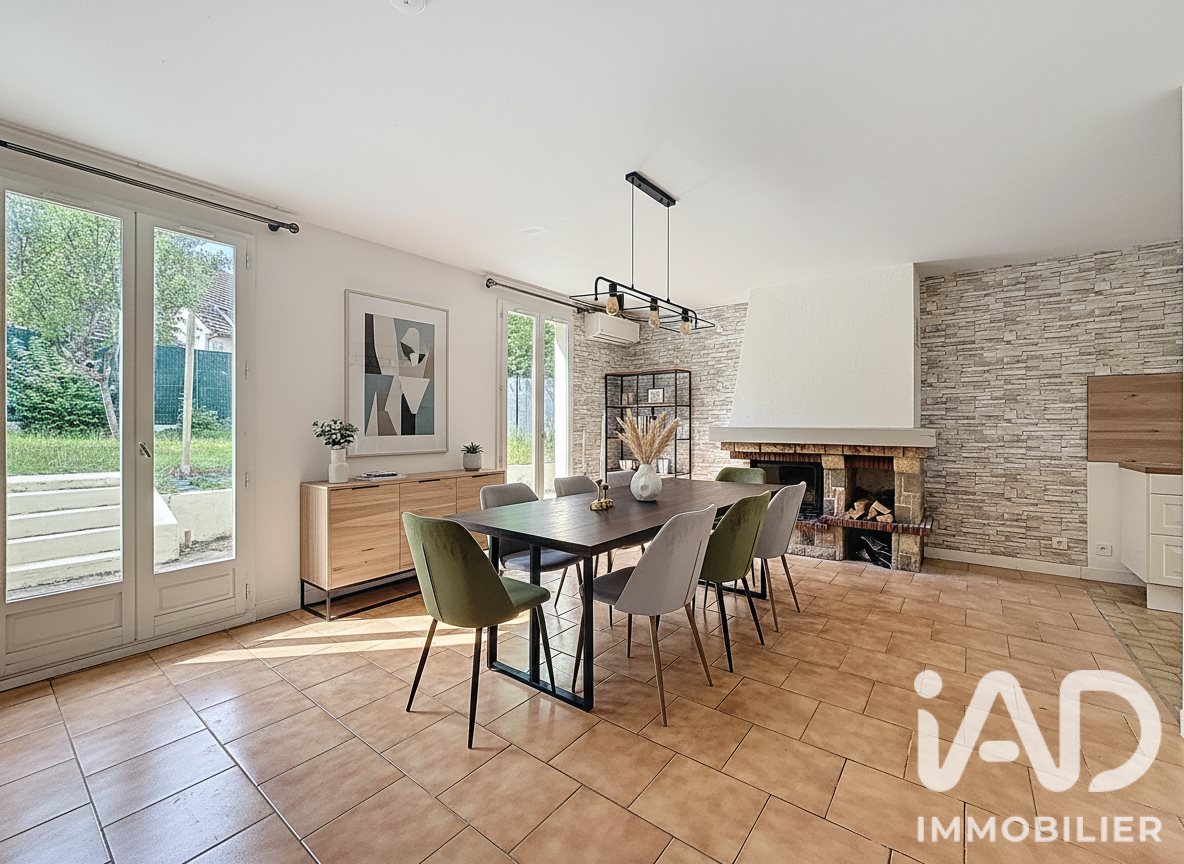 Maison à vendre, 133m², Pringy