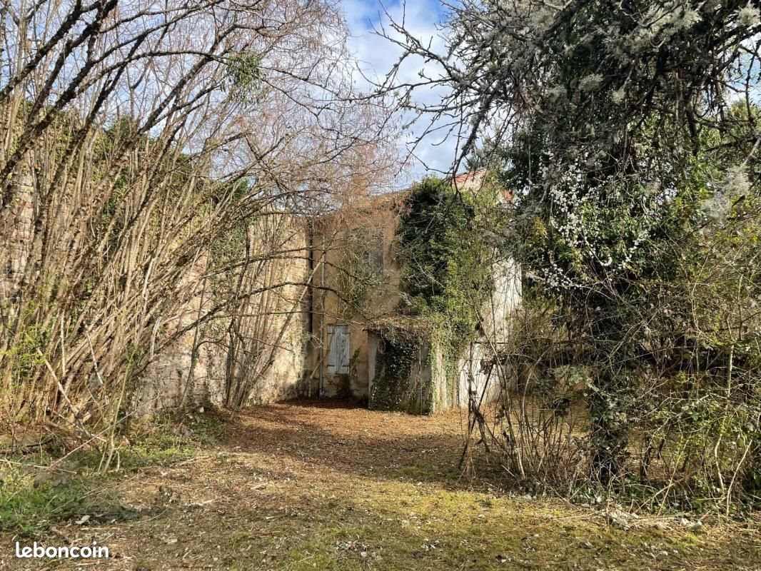 Maison à vendre, 50m², Sugères