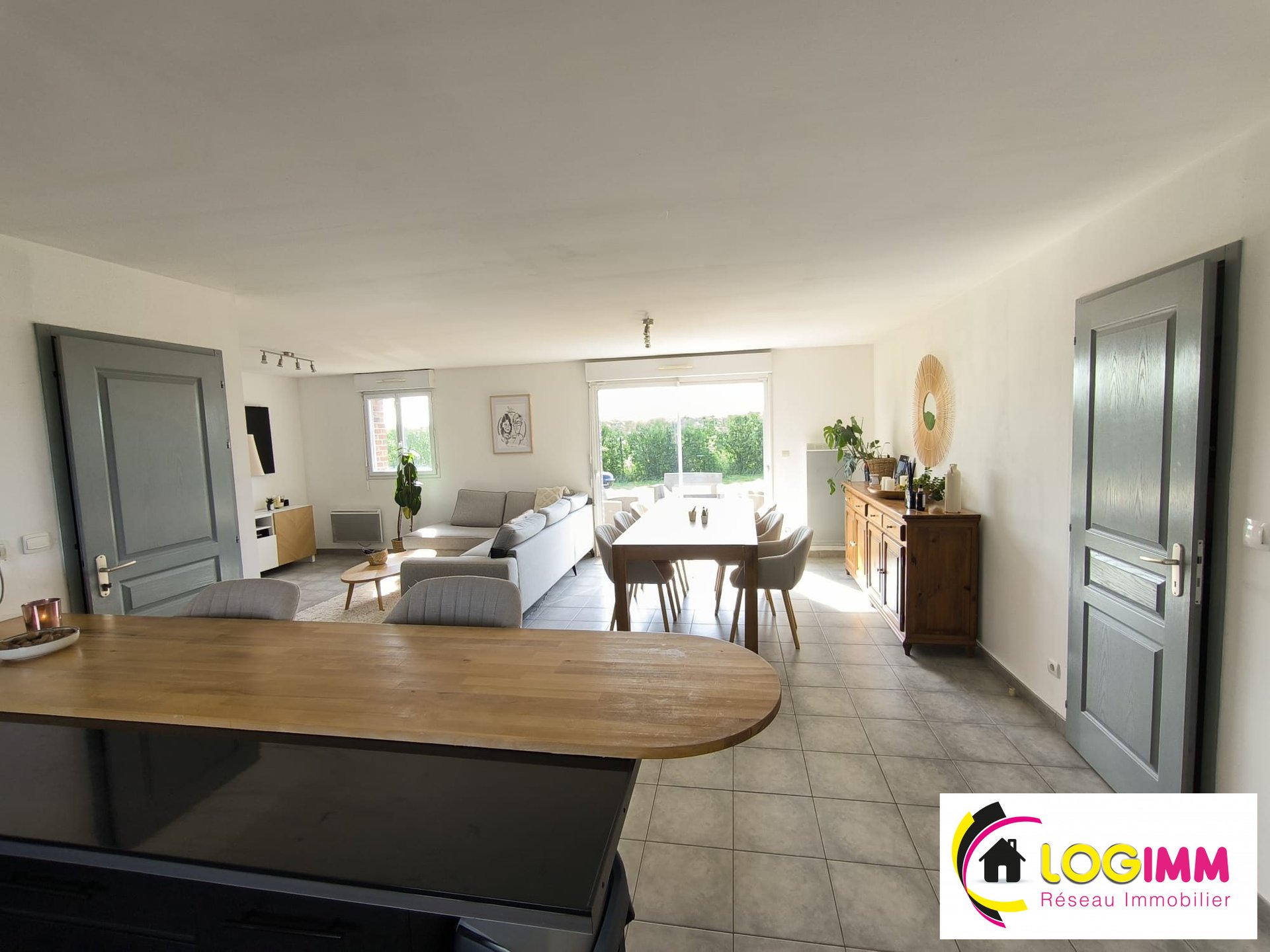 Maison à louer, 92m², Sebourg