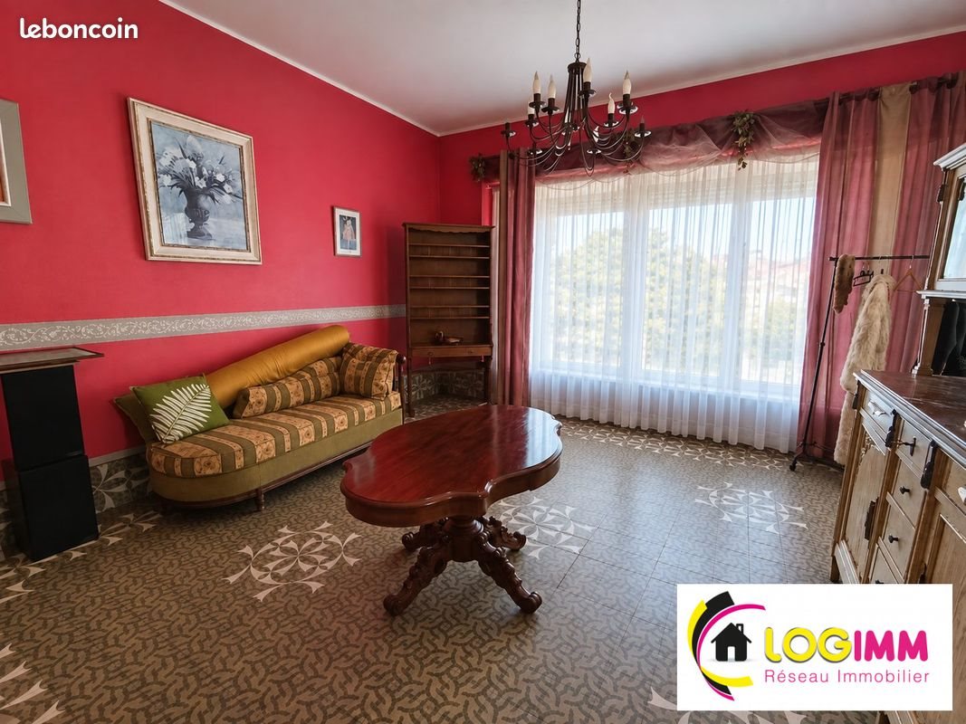 Maison à vendre, 190m², Solesmes